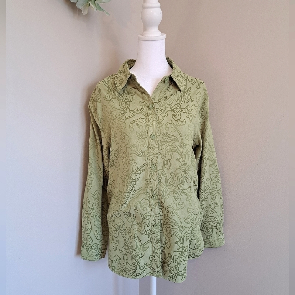 STUDIO Works Green Floral Button-Up Top Blouse Size Small